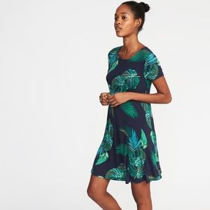 Old Navy Palm Print swing dress